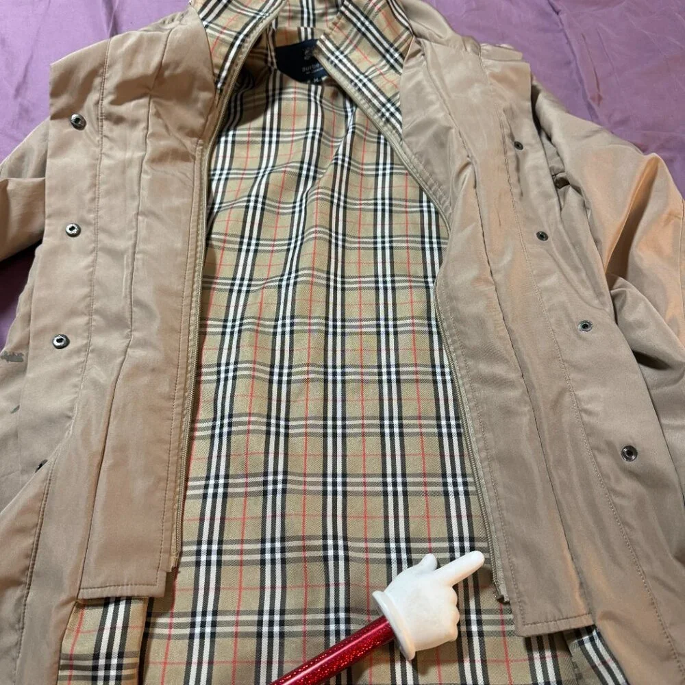 Vintage Burberry trench coat jacket w/Nova Check lining size Medium - READ - Picture 11 of 13